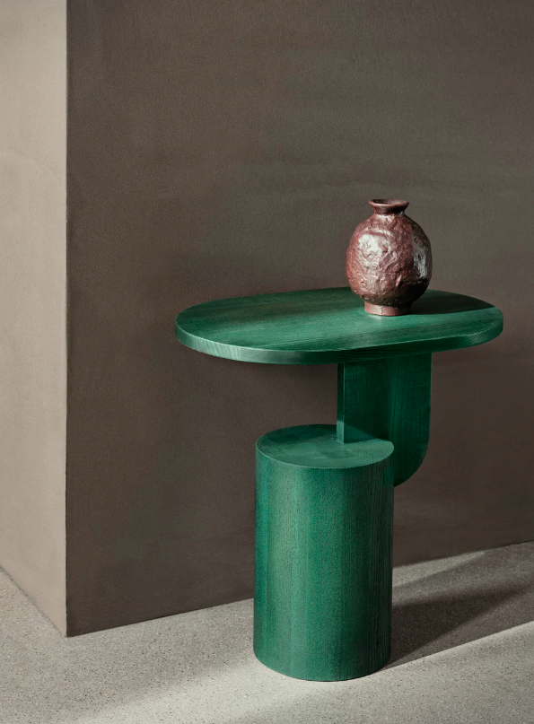Дерев’яний приставний столик Insert від Ferm Living