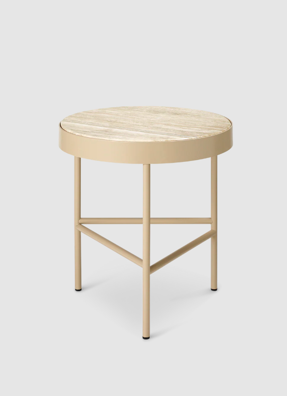 Журнальний столик Travertine кольору кашемір від Ferm Living
