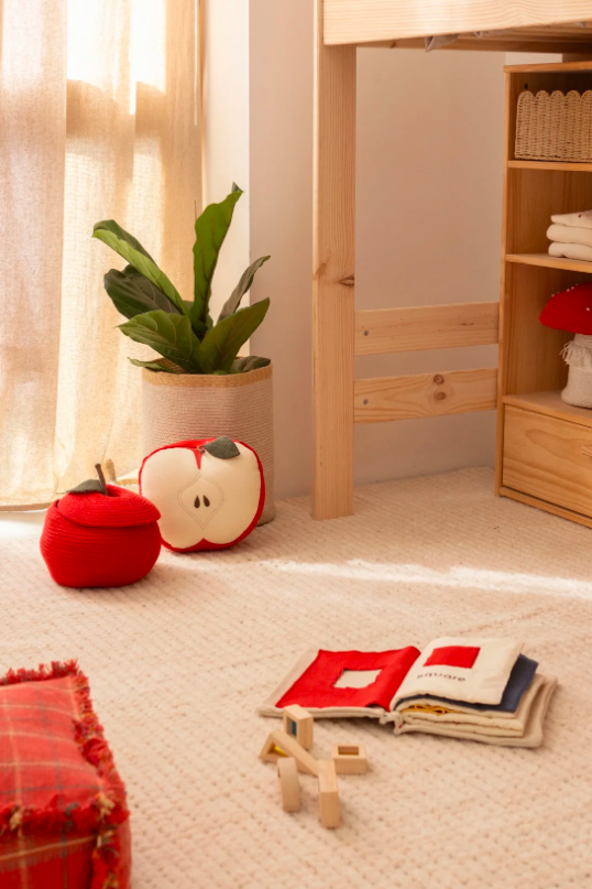Килим Wool Eden бежевого кольору від Lorena Canals