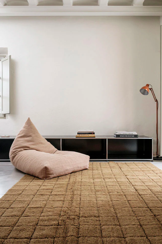 Вовняний килим Wool Mosaic колір охра від Lorena Canals
