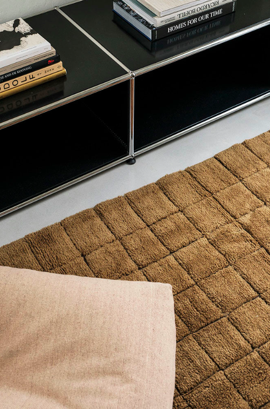 Доріжка Wool Mosaic кольору  охра від Lorena Canals