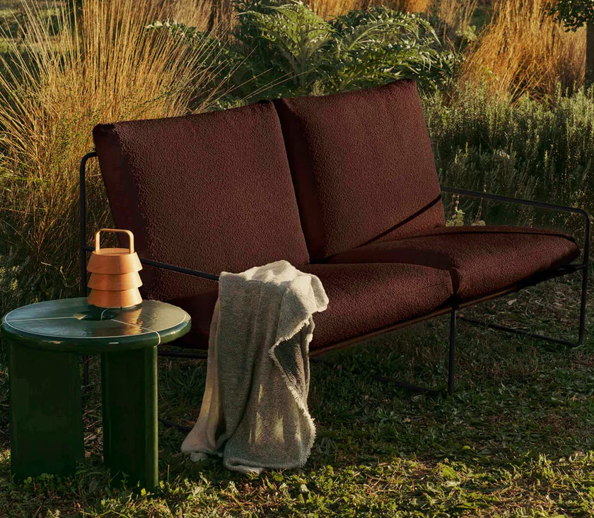Вуличний диван Desert 2 від Ferm Living