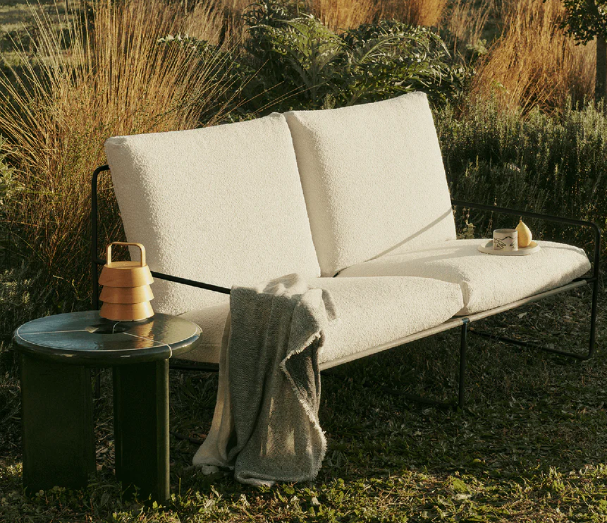Вуличний диван Desert 2 від Ferm Living
