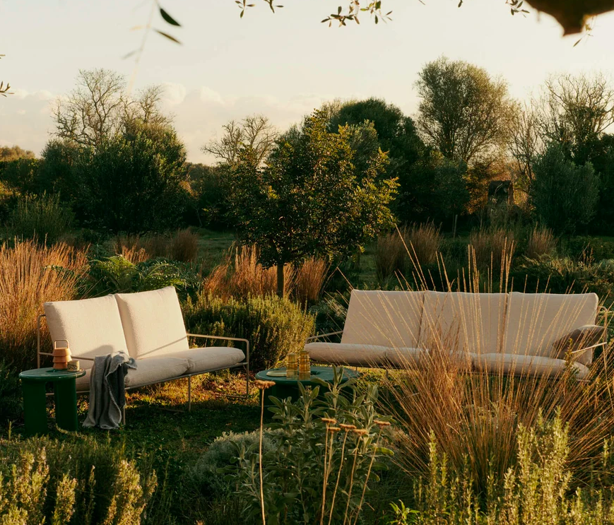 Вуличний диван Desert 2 від Ferm Living