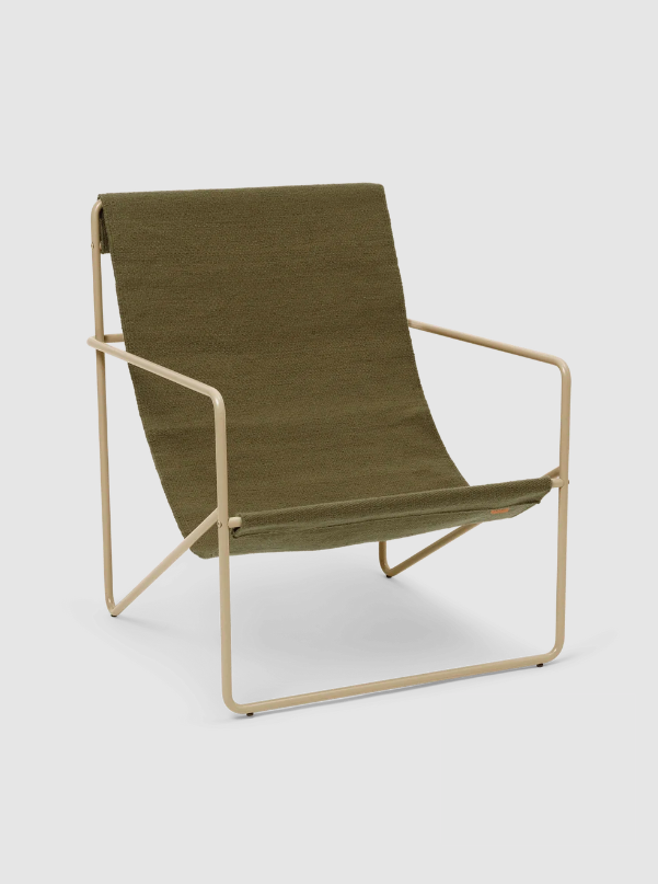 Вуличне крісло Desert Lounge оливкового кольору від Ferm Living