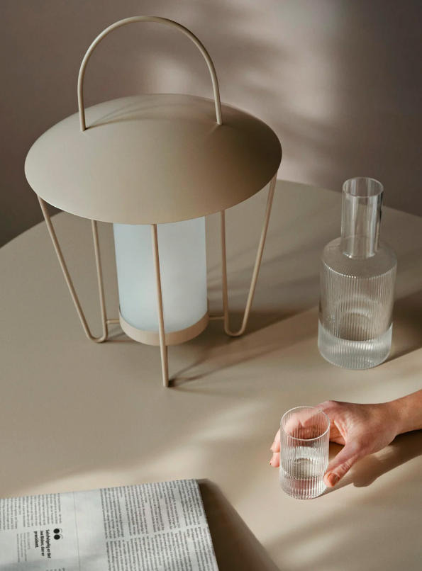 Садовий ліхтар Abri колір кашемір від Ferm Living