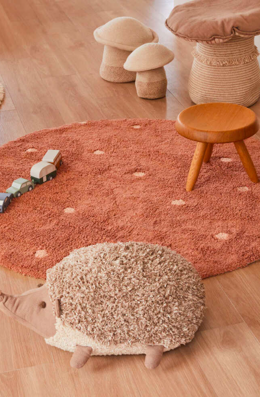 Круглий дитячий килим Round Dot від Lorena Canals