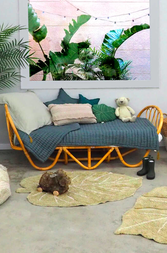 Дитячий килим Monstera Mini від Lorena Canals